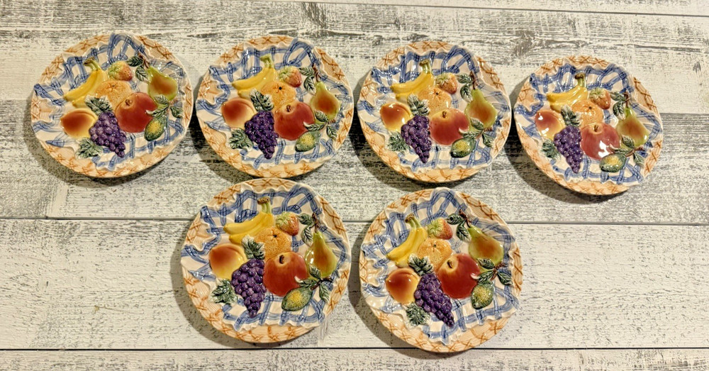 Set of 6 vintage Ceramic Fruit Motif Decorative Plates