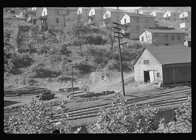 Photo:Pursglove Mines Scotts Run West Virginia 1930s Company Houses