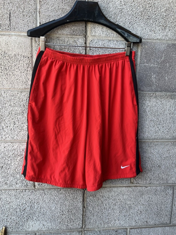 Nike Dri-Fit Women's Red Running Shorts Lined with Pockets Size Large Athletic