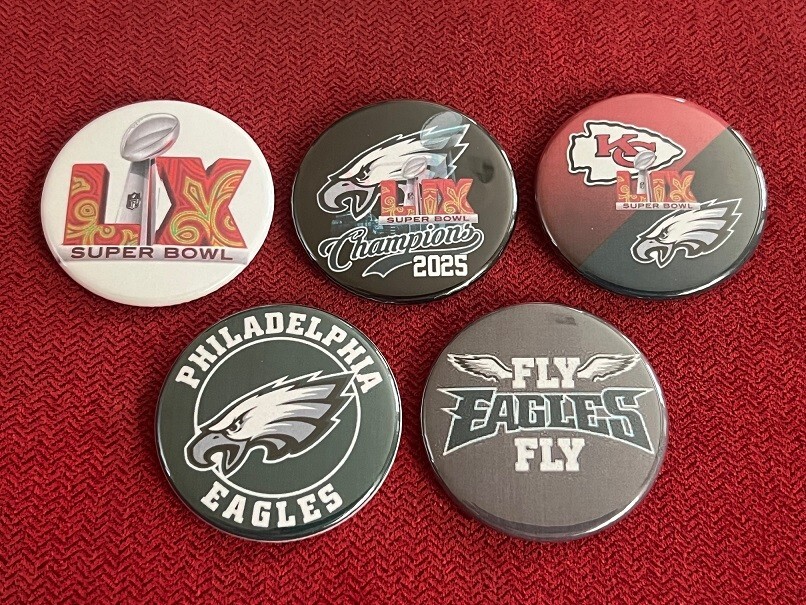 Philadelphia Eagles Super Bowl Champs 5x1.75 inch pin-back buttons