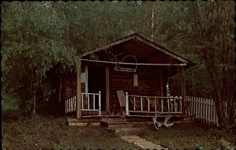 Robert W Service Cabin Dawson City Yukon Canada vintage postcard s957