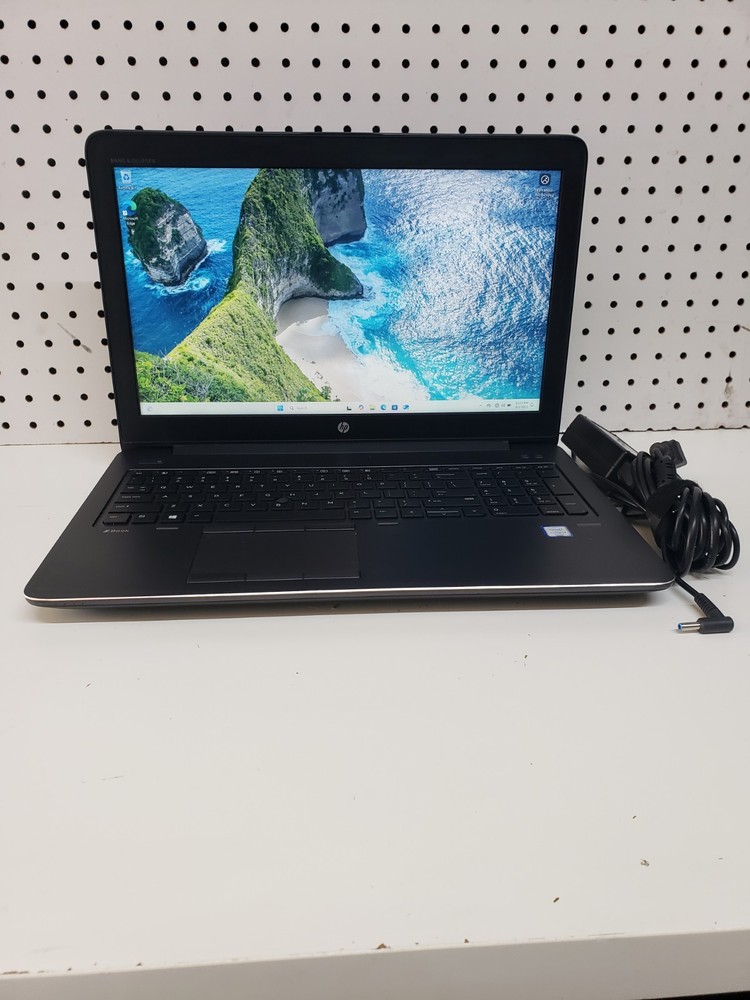 HP ZBook 15u G3  15.6