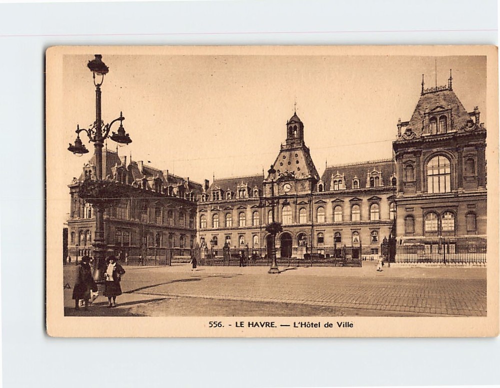 Postcard L Hotel de Ville Le Havre France