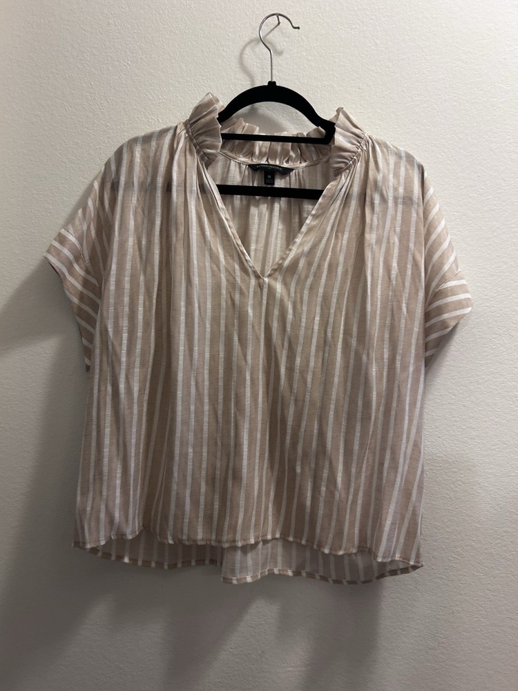 Banana Republic Women's Cap Sleeve Ruffle Collar V Neck  Semi Sheer Shirt