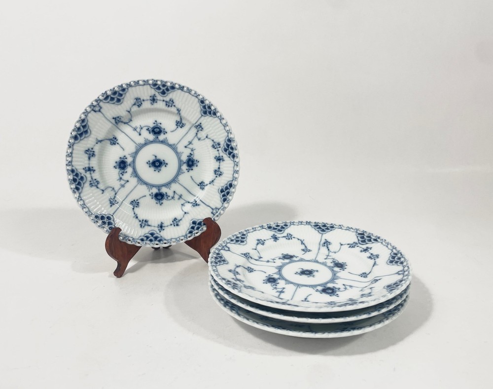 4x Royal Copenhagen Blue Fluted Full Lace 1087 Marked 617 Dessert Plates 17,5 cm