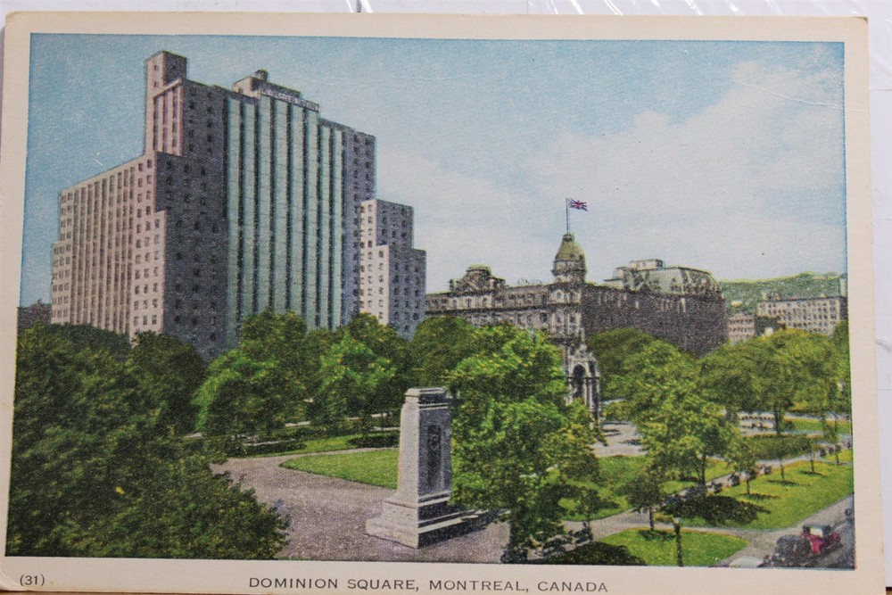 Canada Quebec Montreal Dominion Square Postcard Old Vintage Card View Standard