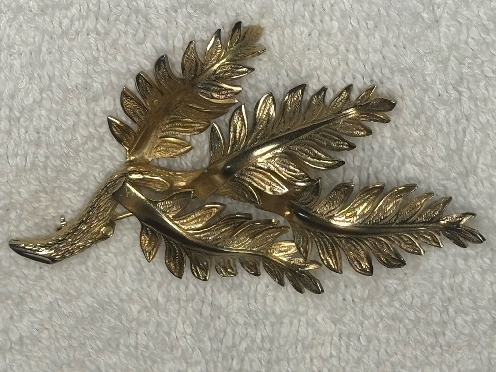 Vintage Signed Giovanni Gold Tone Fern 4 Leaf Pin Brooch