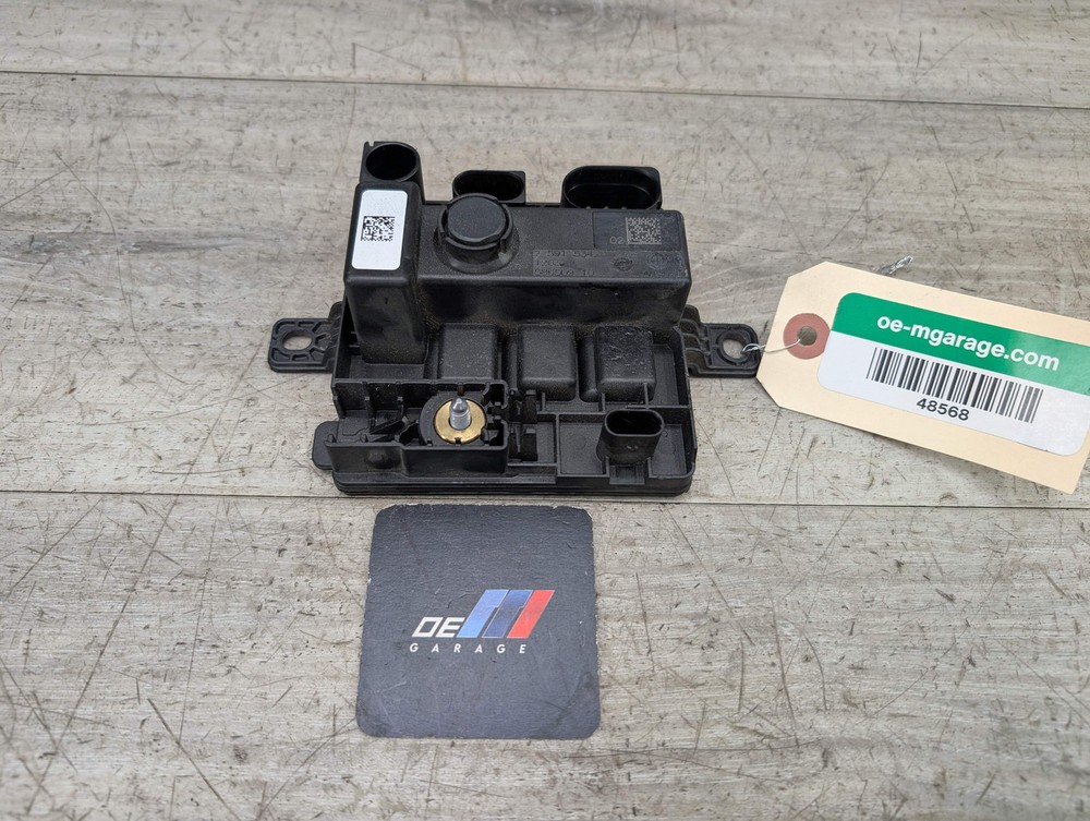 OEM BMW F10 F15 F22 F23 F30 F32 F33 F36 Integrated Power Supply Control Module