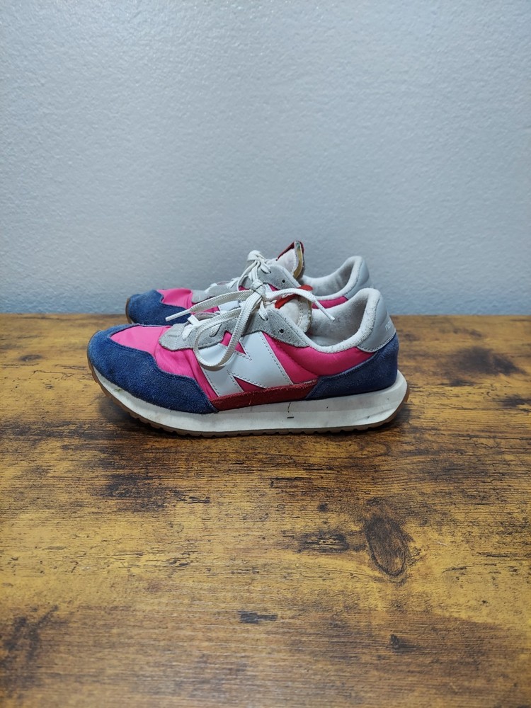 New Balance 237 Women's Sneakers Size 6