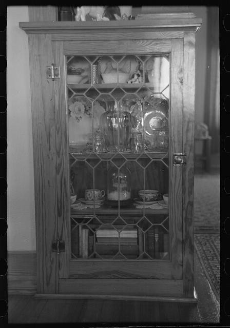 Photo:Dickens Iowa Rustan Brothers Farmhouse Living Room Cabinet 1936 Dec.