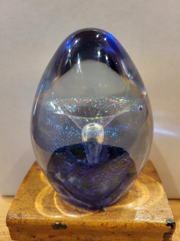 Robert  Eickholt signed paperweight  !! **No RESERVE***