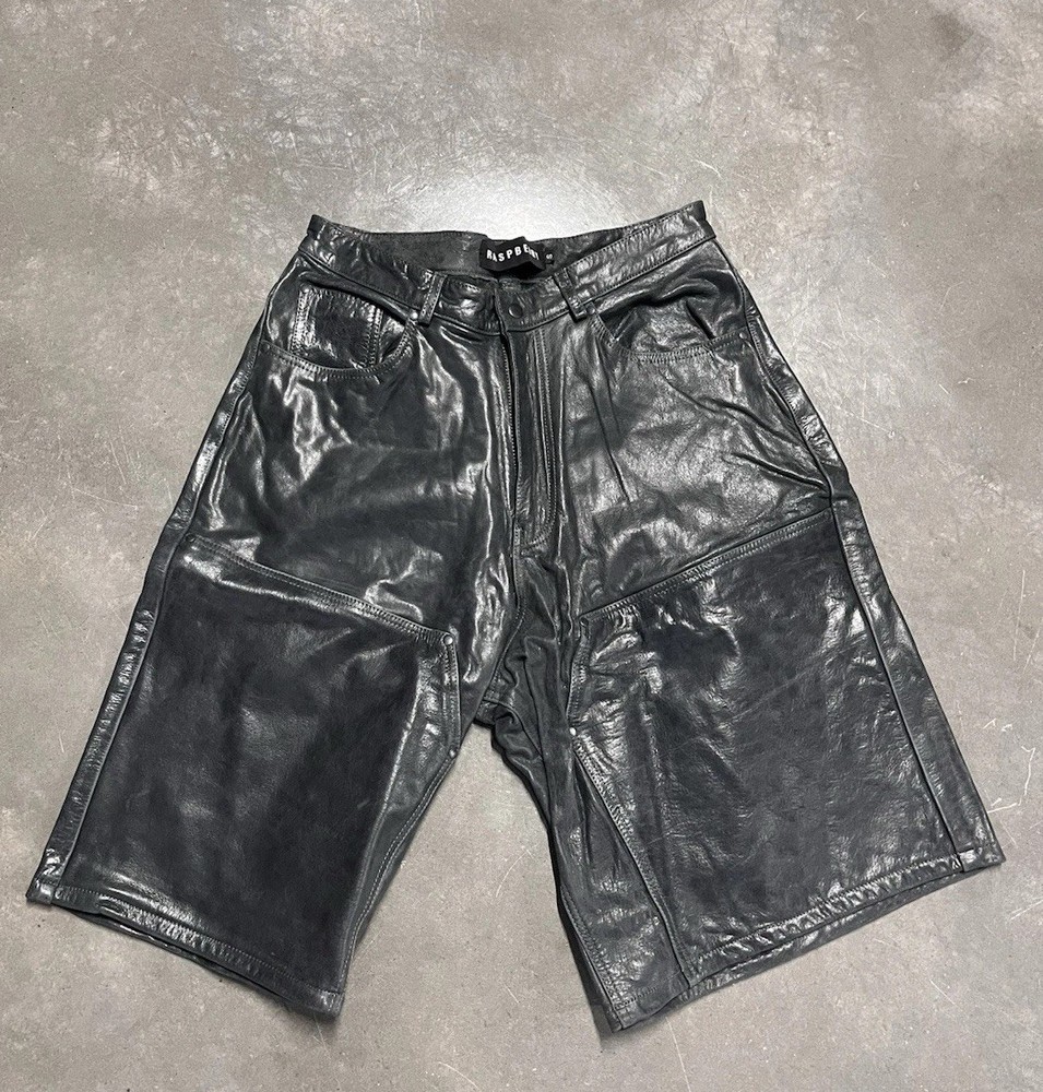 GV Gallery Raspberry Hills Leather Shorts Size Small Brand New