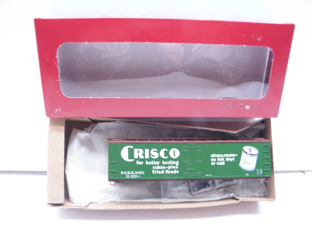 Branchline - 40' Wood Reefer - Crisco Pgrx #4061 - Ho Scale- Kit Lot A