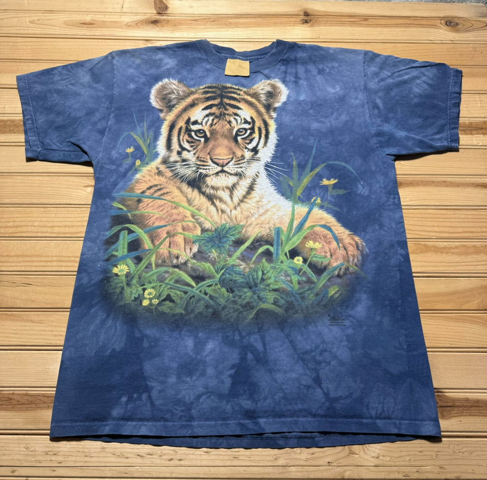 Vintage Y2K 2003 The Mountain Tiger Cub  Wildlife Nature Tie Dye Shirt - Large