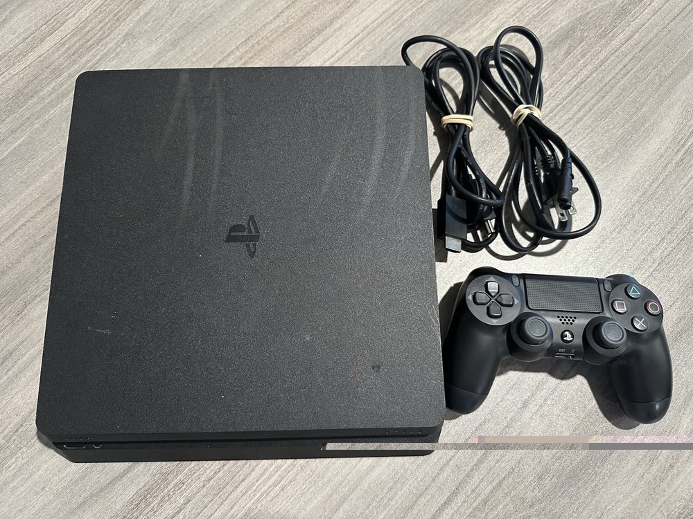 Sony PlayStation 4 PS4 Slim 500GB Video Game Console CUH-2215A - Black
