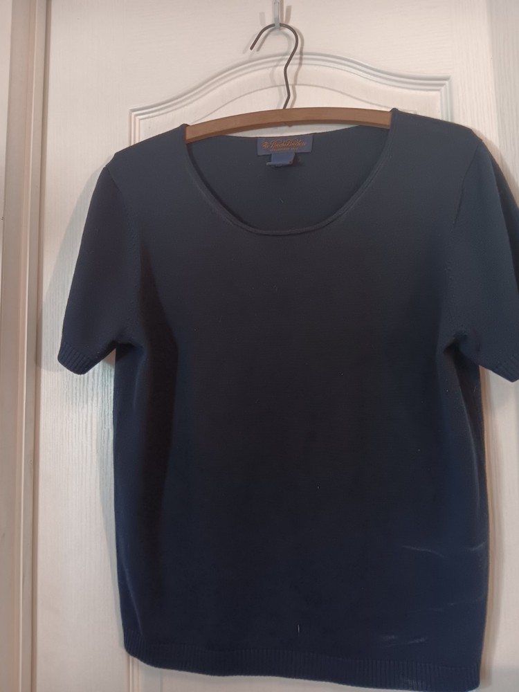 Brooks Brothers  Women's  Black Knit Top Size L, Button Down Back