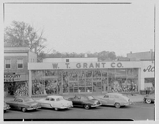 W.T. Grant, business in Riverside, New Jersey. General view from above