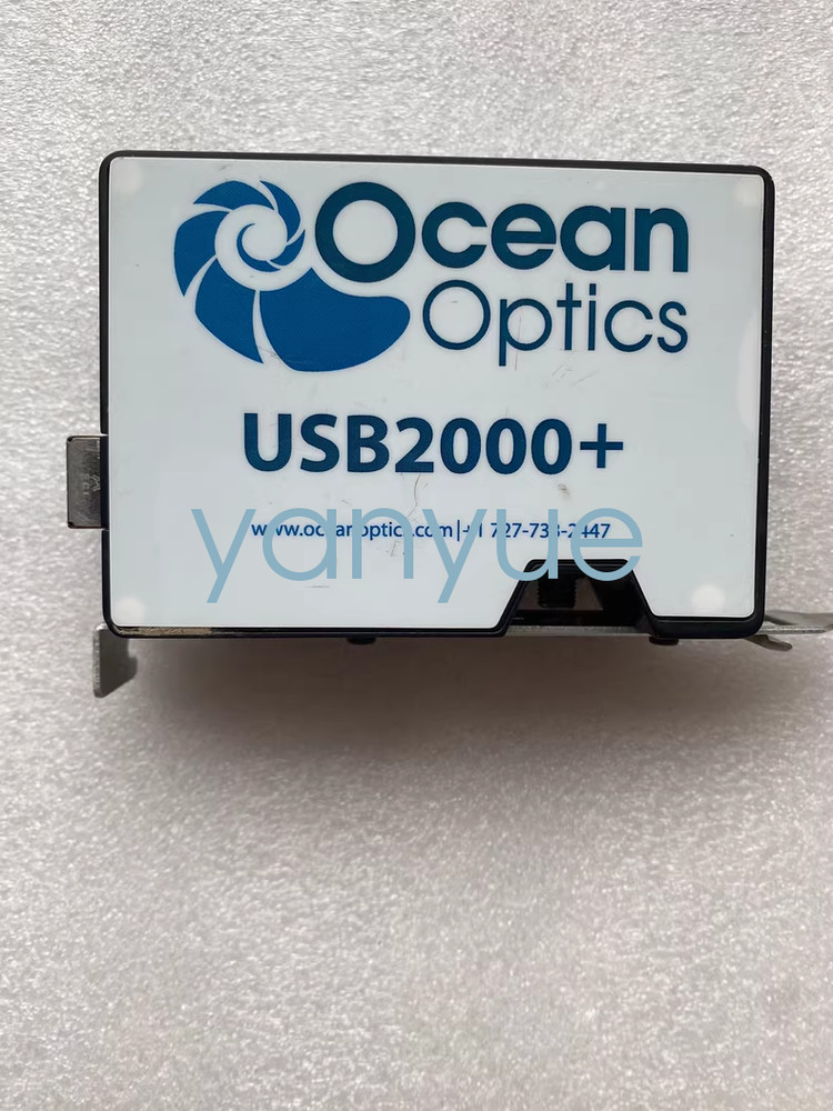 1PCS USB 2000 used ocean optical band 340nm-1030nm FedEx or DHL