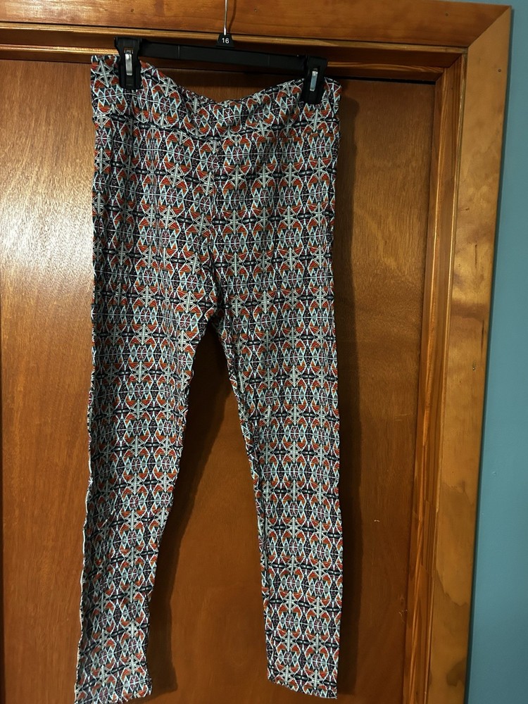 LuLaRoe TC Tall And Curvy Leggings Geometric Pattern Multicolored