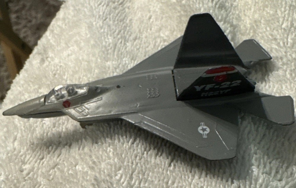 3.25” Lockheed YF-22 Stealth Fighter Jet USAF Aircraft N22YF vtg toy airplane