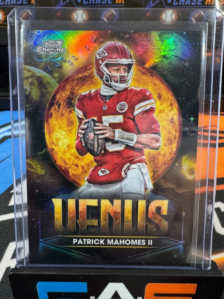 2025 Topps Cosmic Chrome Patrick Mahomes II Planetary Pursuit Venus #PPV-PM SSP