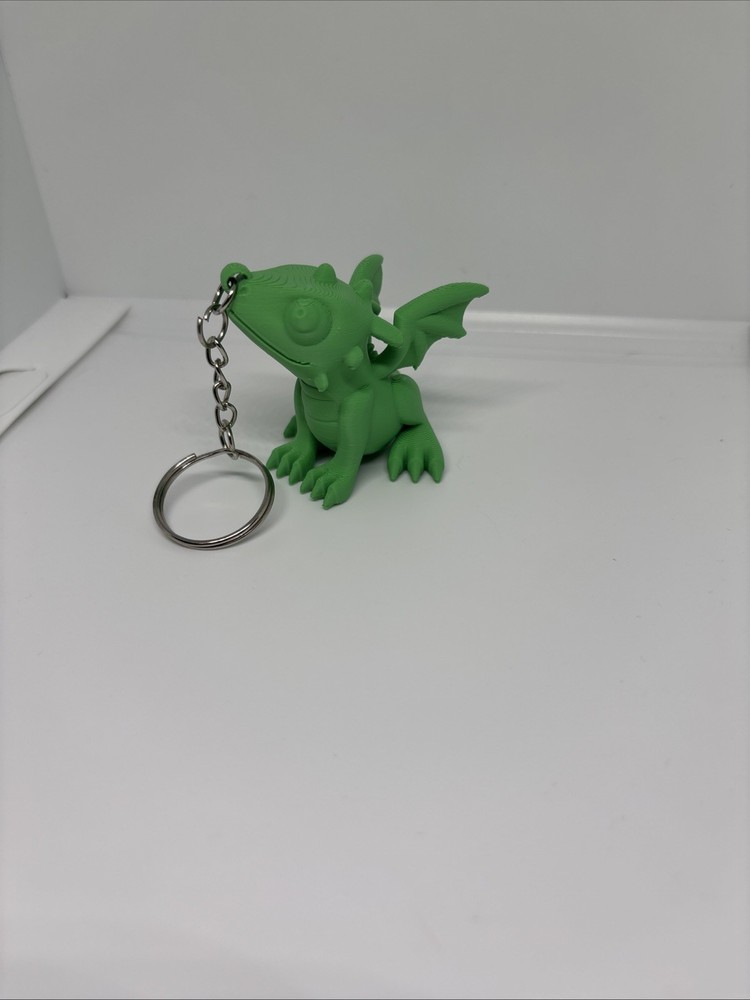Multicolor 3D Printed Articulated Dragon Keychain Green