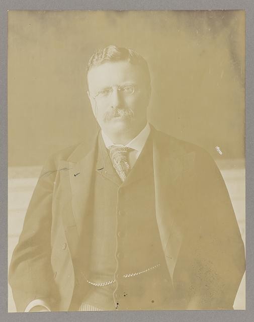 Photo:Theodore Roosevelt 1906 Portrait Head and Shoulders Facing Front
