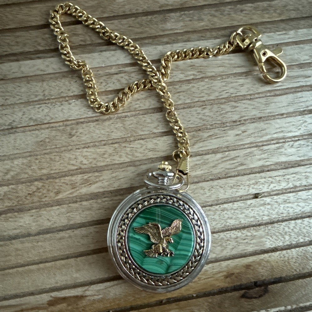 Franklin Mint The EAGLE Pocket Watch Need Battery