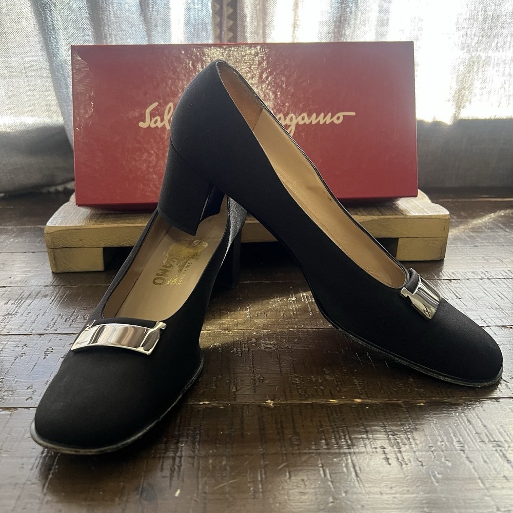 salvatore ferragamo women Black Fabric Chunky Pump Heel shoes size 9.5 AAA