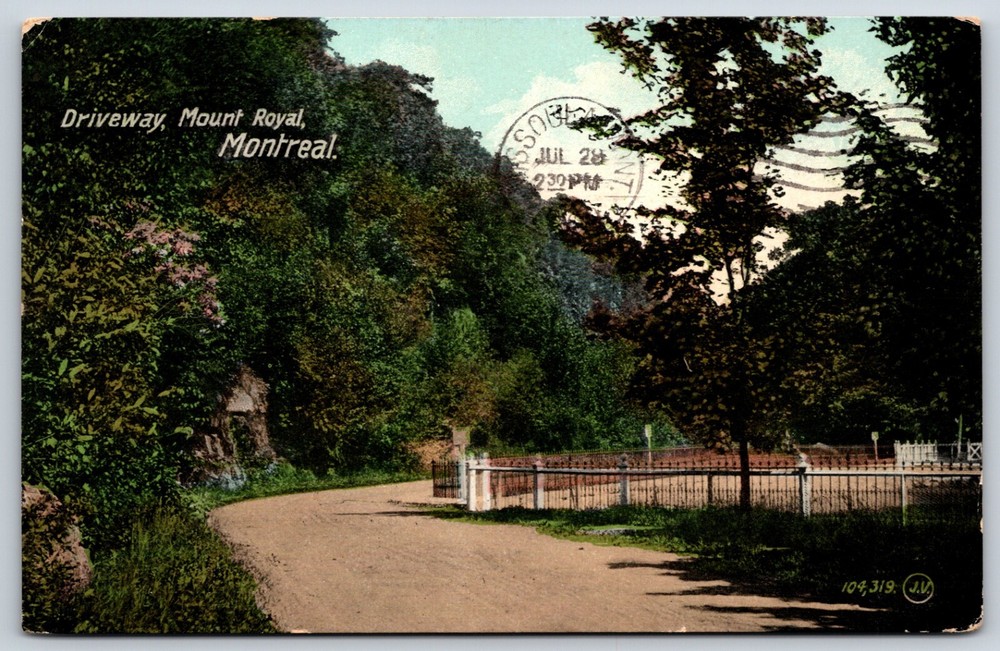 Postcard Driveway, Mount Royal, Montreal, Quebec Canada Posted 1909