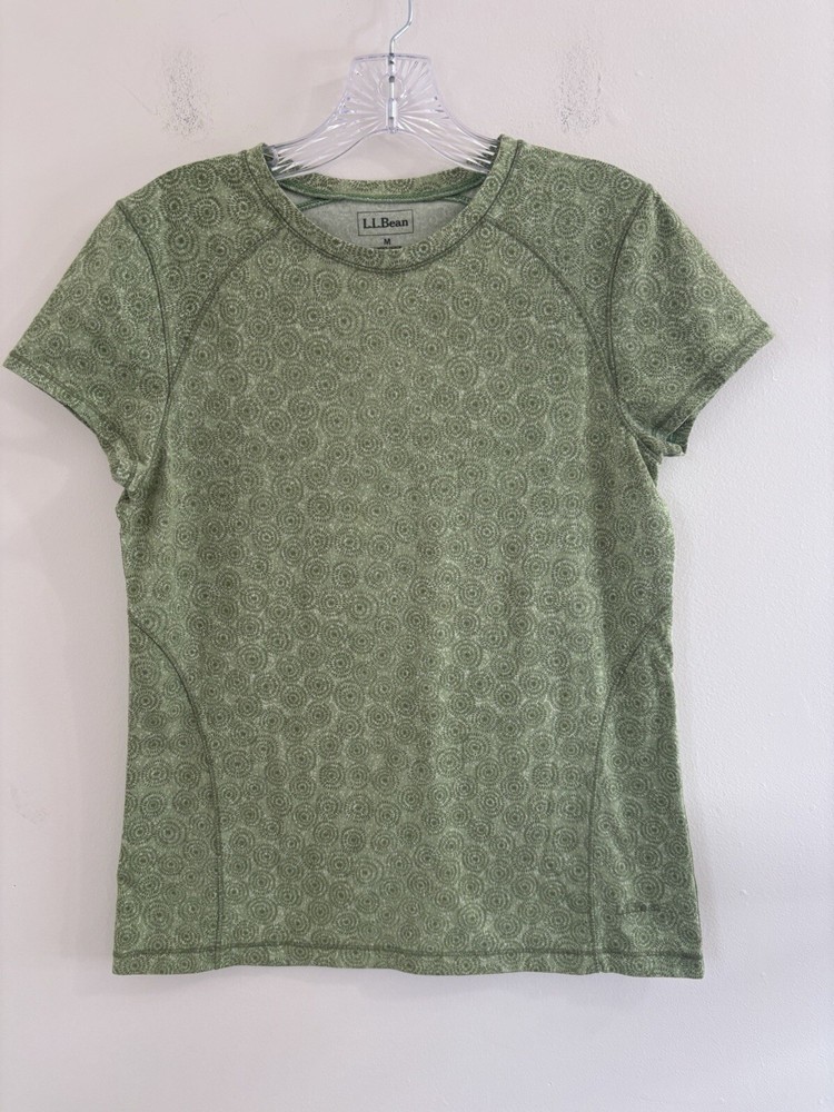LL Bean T-Shirt Women's Medium Green Geometric Print Round Neck Short Sleeve Tee