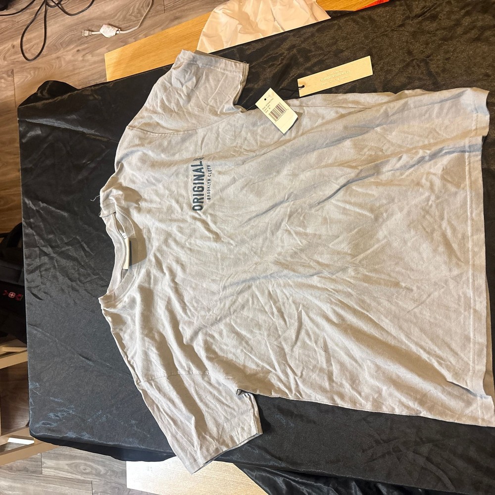 Brooklyn Cloth Originals Mens Grey Graphic Logo T-Shirt NWT