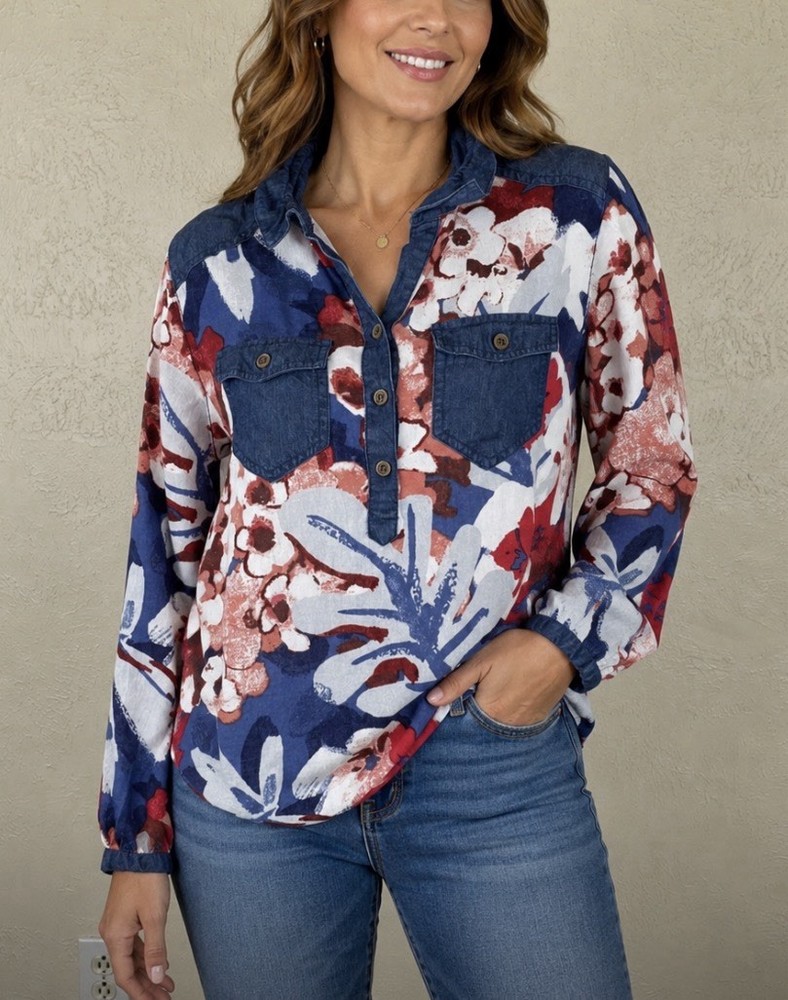 John Mark Women’s Denim Pocket Floral Print Shirt Size Medium