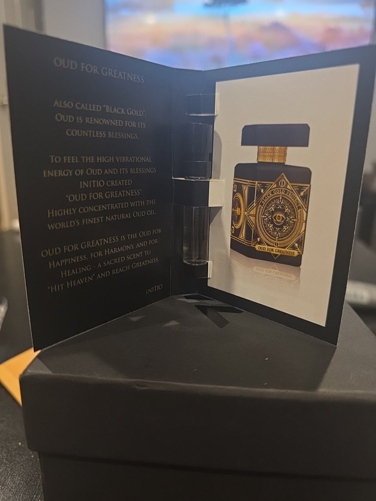Initio Parfums Oud For Greatness Eau de Parfum Sample Spray 1.5ml / 0.05 fl. oz.