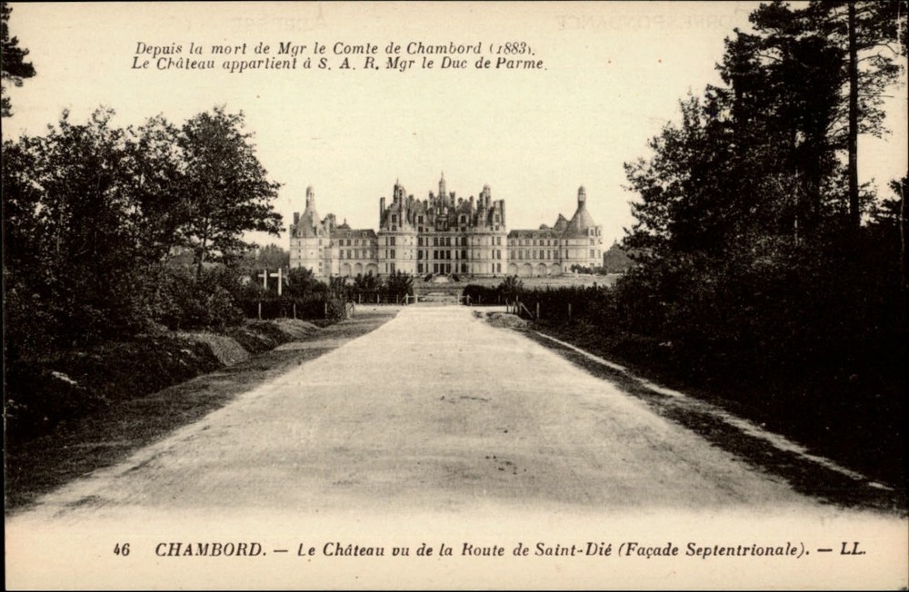 Chateau Chambord Loire Valley France vintage postcard s117