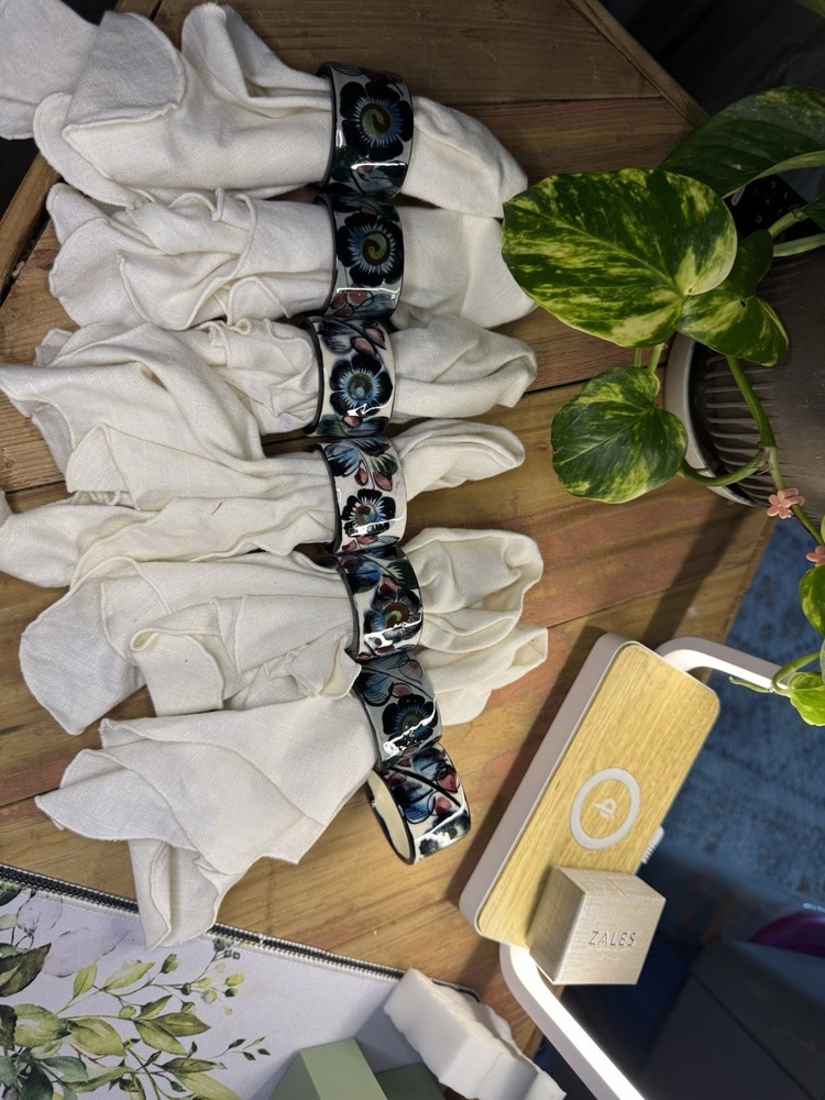 Vintage Tonala Style Footed Napkin Rings Blue Floral Set of 7 Signed RS Mexico