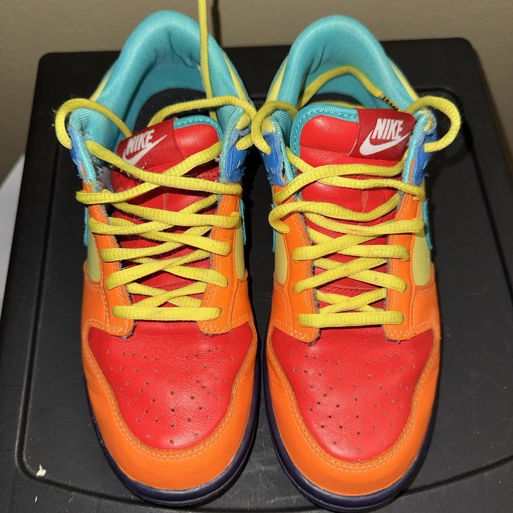 Nike ID Custom Dunks low sneakers - SIZE US 6 Unisex