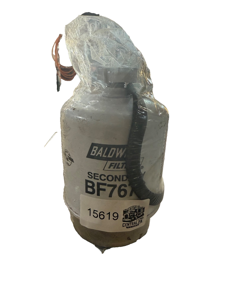 Baldwin Fuel Filter BF7673 **NOS** **RUST SPOTS**