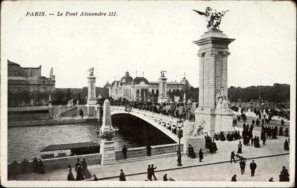 Le Pont Alexandre III Paris France vintage postcard s507