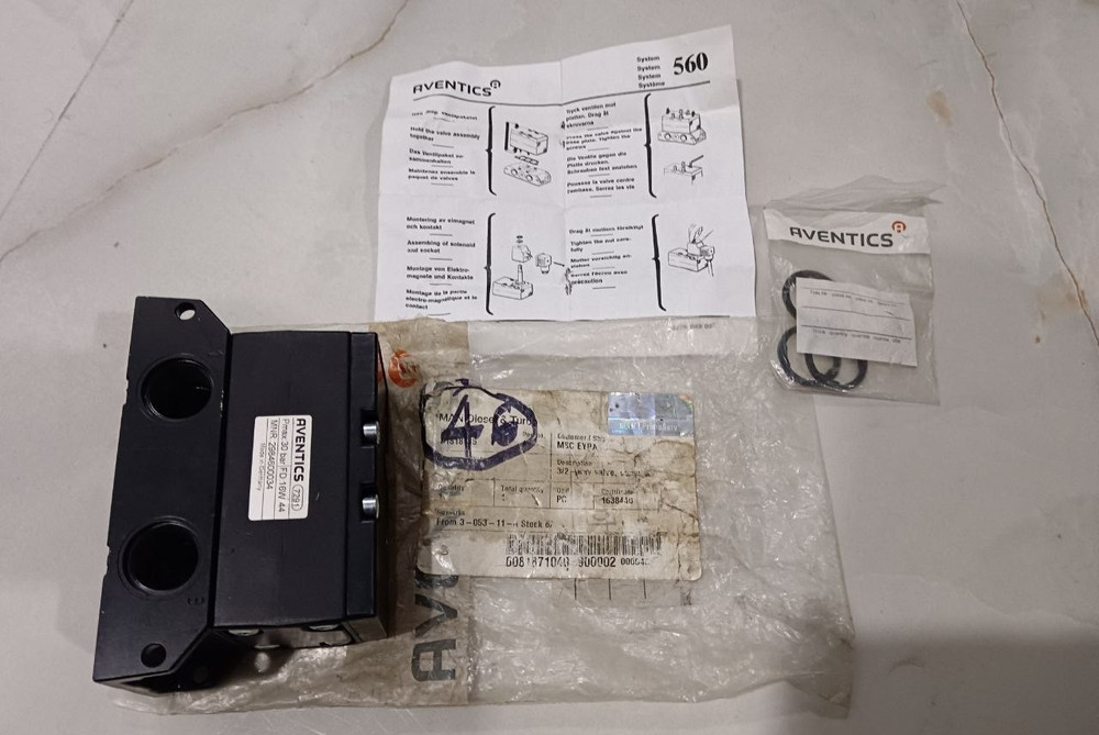 Aventics PNEUMATIC DIRECTIONAL VALVE MNR:2984600034 PMAX:30BAR