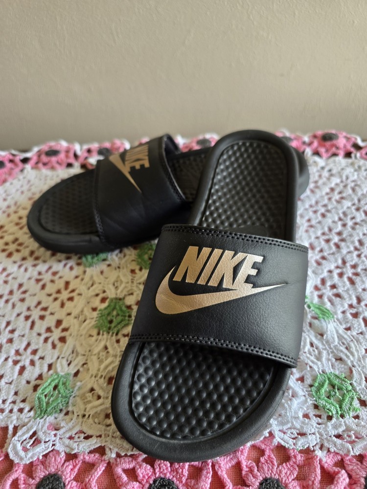 Women's Nike Bonassi Metallic Rose Gold Black Slip-On Slides Size 7 Just Do It