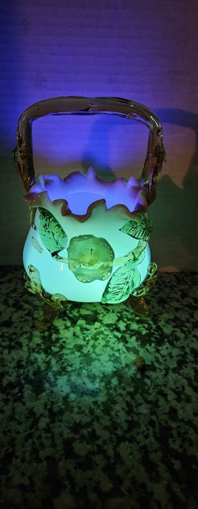 Stevens & Williams VTG Victorian Glass Art Pos. Missing Piece Very Beautiful...