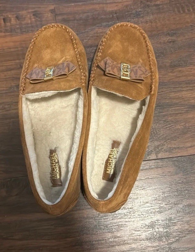 Michael Kors Women’s slip on Shoes Size 8.5 EUC