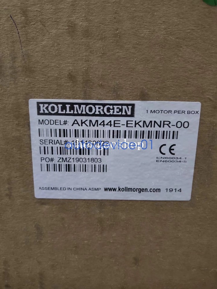 1PCS NEW AKM44E-EKMNR-00 motor DHL/FedEx