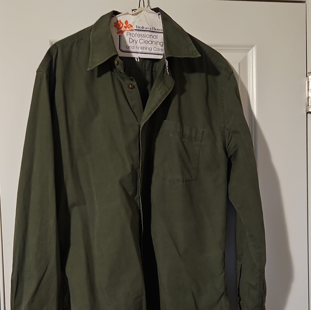 Tommy Hilfiger Men's Green Solid Long Sleeve Button-Up Shirt L Pockets