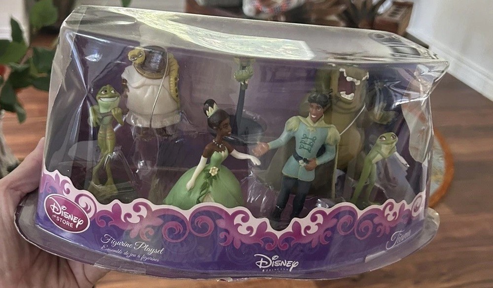 RARE! Princess and the Frog Figurine Playset Disney Store 7 pc NEW