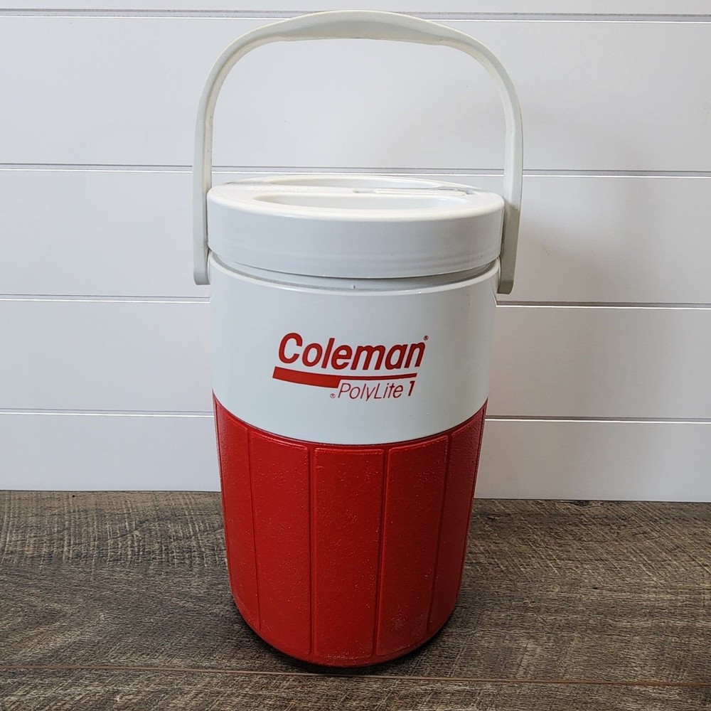 Vintage Coleman PolyLite 1 Gallon Water Jug Cooler 5591 with Pour Spout Red
