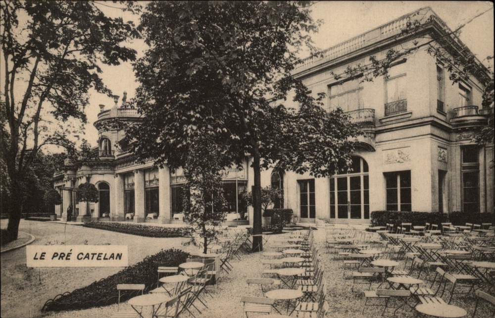 Le Pre Catalan Paris France vintage postcard s085