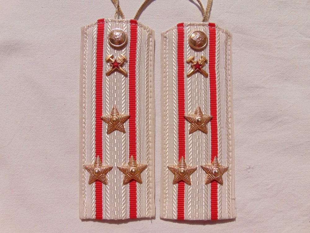 Shoulder straps of a Soviet topographer officer. Colonel. Army of the USSR.