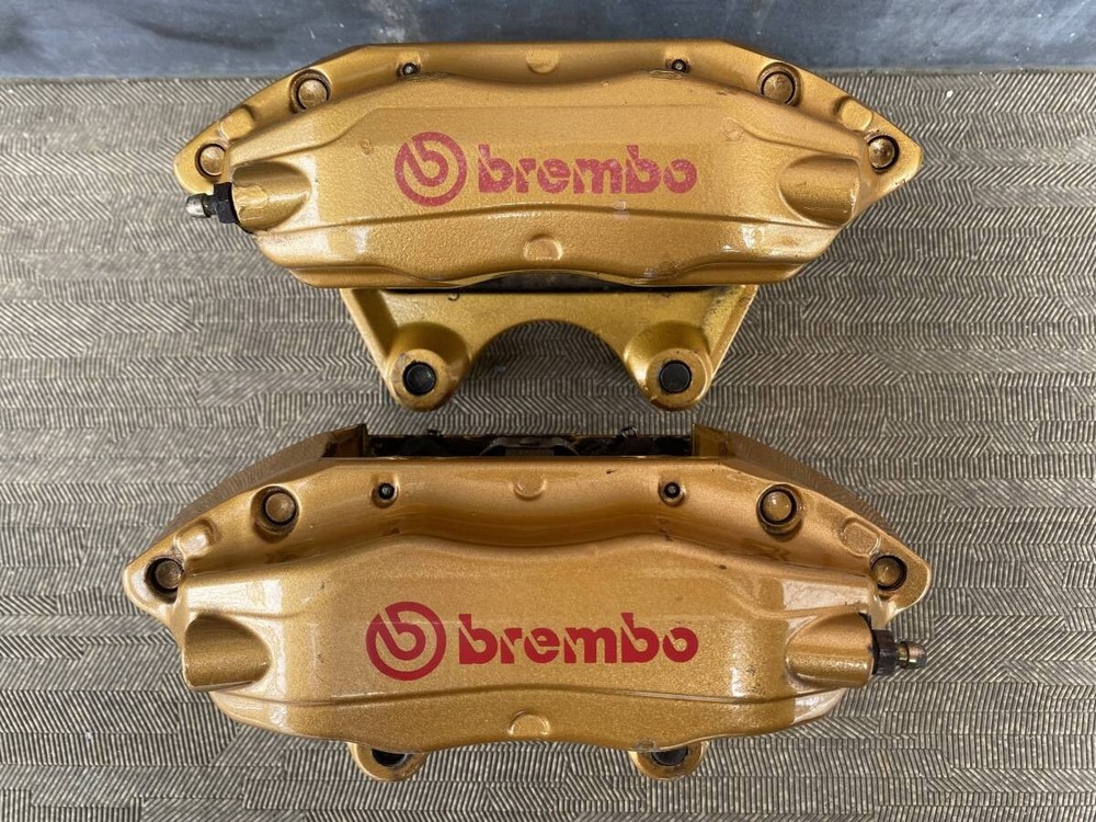 Front Brembo Brake Calipers For: Nissan Skyline R34 GTR BNR34 Jdm 99-02